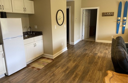 Caryville Casa | Quiet and Convenient Lakefront Home