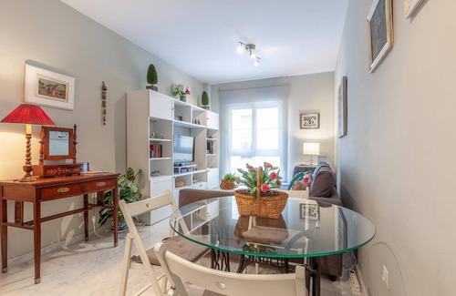 Los Remedios Apartamento | Tranquilad y elegancia en la capital Andaluza 4 px-WIFI