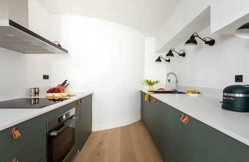 Odeon Apartamento | Quiet and fabulous view on the iconic Jardin du Luxembourg IN SAINT GERMAIN