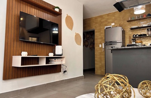 Ciudad Nueva Apartamento | Quiet and fresh ground floor's 2 bedrooms flat