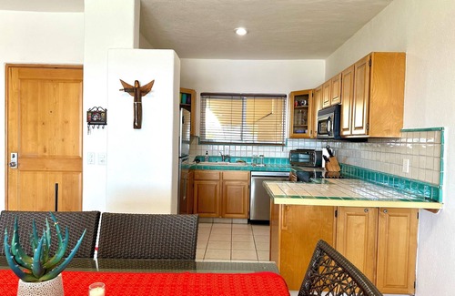 San Jose del Cabo Condominio | Condominio tranquilo y seguro de 2 dormitorios adyacente a la calle en Cabo Real Great View