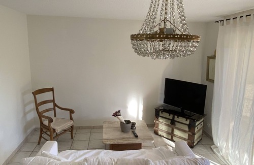 Saint-Paul-les-Dax Apartamento | Quiet apartment with pool 5 minutes from the lake