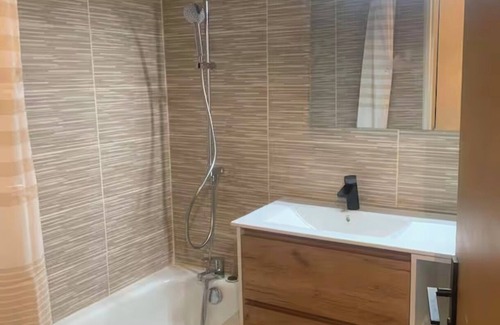 Salon-de-Provence Apartamento | Quiet apartment in the center of salon de prv