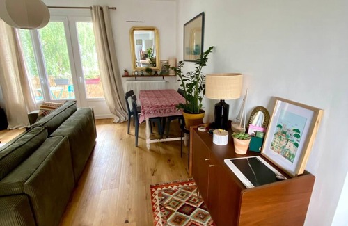 La Marne Apartamento | Quiet apartment 5 minutes walk from downtown