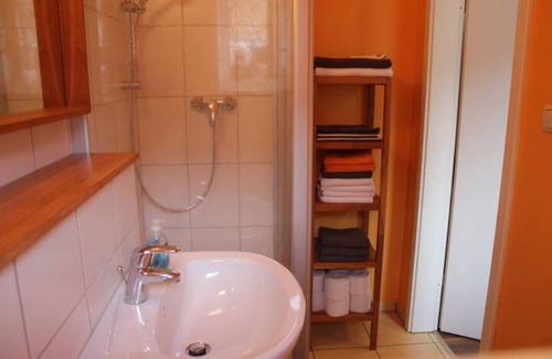 Schutzenplatz Apartamento | Quiet apartment for two people, possibly plus children