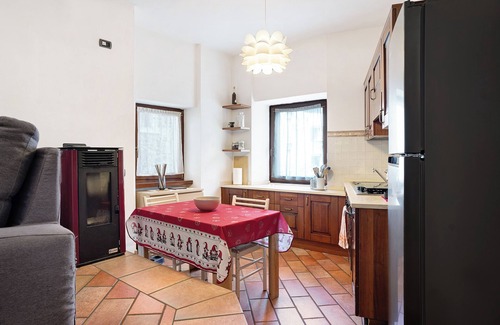 Canale di Tenno Apartamento | Apartamento tranquilo 'Nel Cuore di Tenno' con vistas a la montaña