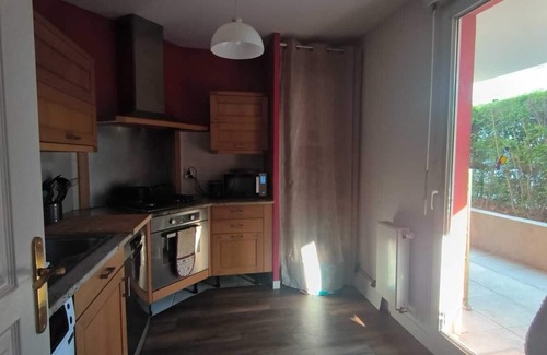 Malbosc Apartamento | Quiet apartment with large terrace