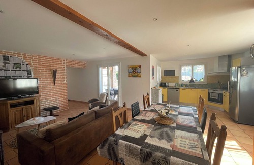 Mercurol-Veaunes Casa | Quiet, bright detached house with private pool