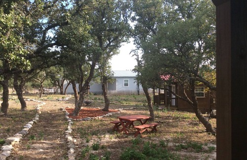 Kerrville Cabina | Cabaña tranquila en el campo, a 15 minutos de Fredericksburg, admite mascotas