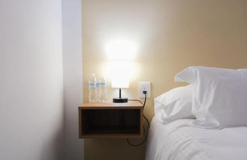 Downtown Mazatlan Apartamento | Quiet-Central 2BR1BA Relaxed Atmosphere