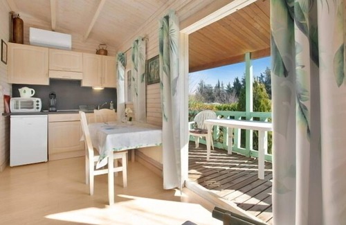 Roquebrune-sur-Argens Chalet De Esquí | Quiet chalet 10 minutes from the beach
