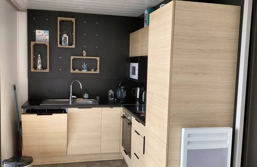 Pomerols Chalet De Esquí | Quiet chalet in a residential leisure park near Marseillan