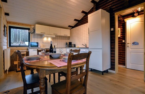 Ortheuville Chalet De Esquí | Chalet tranquilo con vistas panorámicas al bosque