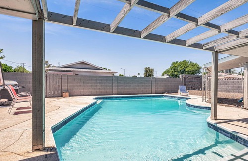 Scottsdale Estates Ten Casa | Quiet Chic Trendy Estate /w Private Pool: Scottsdale