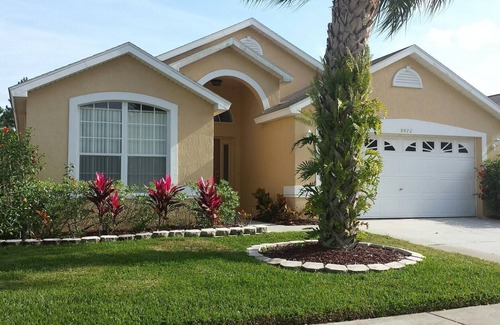 West Kissimmee Casa | Tranquilo, limpio, vistas al parque, Disney-3. 5 millas, muy bien cuidado casa!