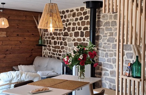 Recoules-Previnquieres Casa | Casa rural tranquila en el campo para 6 personas.