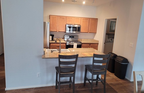 San Tan Valley Casa | Quiet comfort home on Fairway, Spa, Pool & Remodeled!