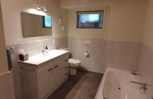 Whangarei Apartamento | Quiet. Comfy Oasis in Whangarei