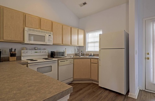 Wilmington Condominio | Quiet Condo Between Carolina Beach and Downtown ILM -- 2 Beds 2 Baths Sleeps 3