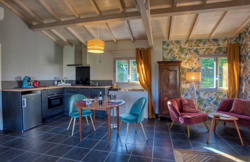 Saint-Cybranet Chalet De Esquí | Quiet cottage with private indoor spa near Sarlat