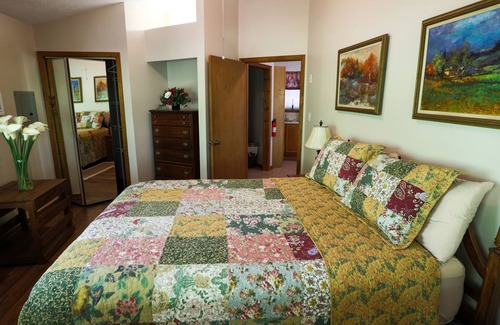 Asheville Cabaña | Tranquilo ambiente campestre, 1/8 mi., Principal gro. tienda, puntos de venta, 5. 3mi. el centro de As