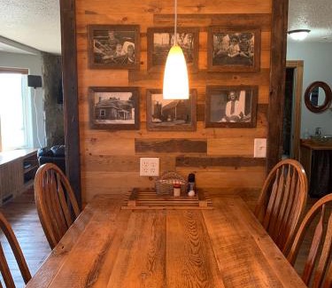 Sparta Apartamento | Quiet Country Comfort w Long Views