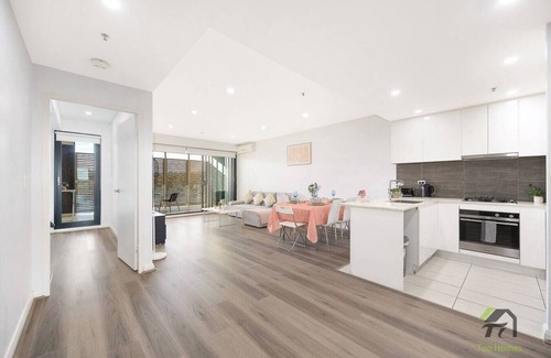 Bankstown Apartamento | Quiet & Cozy 3-Bedroom Apartment in Bankstown