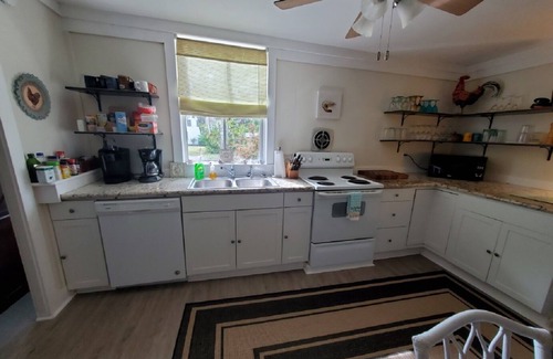 Darien Casa | Quiet Darien GA Home