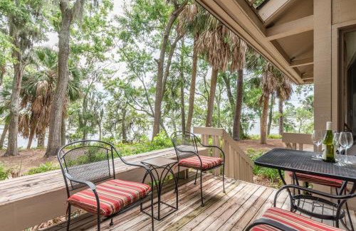 Dataw Island Casa | Quiet Dataw Island Villa with Water Views