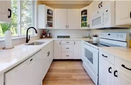 Danbury Casa | ★ Quiet Family Lake Escape