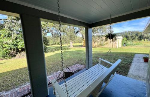 Webster Casa | Quiet Farmhouse IN THE COUNTRY close to major theme parks