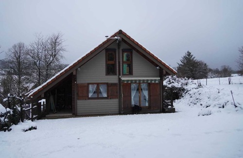 Girmont-Val-d'Ajol Chalet De Esquí | Quiet Finnish-style chalet with 11 ares of fully enclosed garden