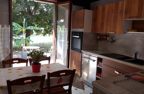 Saint-Hilaire-de-la-Cote Casa | Para los amantes de la casa de campo para 8 personas con piscina privada