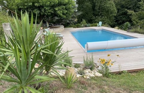 Saint-Hilaire-de-la-Cote Casa | Para los amantes de la casa de campo para 8 personas con piscina privada