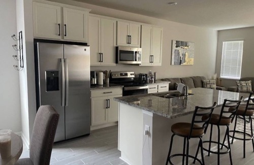Fernandina Beach Casa | Quiet, fully stocked 3 Bed 2 Bath Home only 7 miles from the beach!