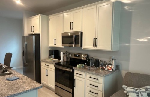 Fernandina Beach Casa | Quiet, fully stocked 3 Bed 2 Bath Home only 7 miles from the beach!