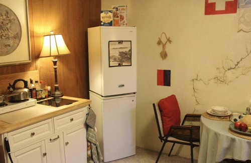 Southeast Casa | Quiet Getaway with easy access downtown