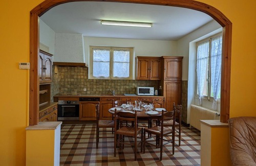 Blanzaguet-Saint-Cybard Cabaña | Casa rural Blanzaguet-Saint-Cybard, 3 dormitorios, 6 personas