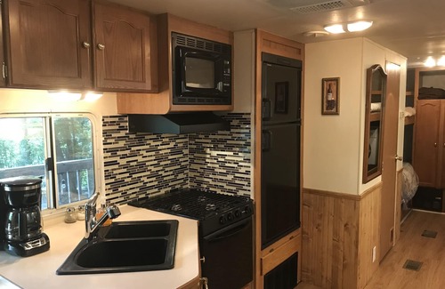 Candler Cabaña | Quiet Haven Tiny Home-Hot Tub-Pet Friendly-Asheville Mtns
