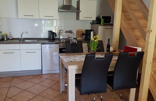 Walporzheim Casa | Casa de vacaciones tranquila, justo en el Ahr con una hermosa terraza