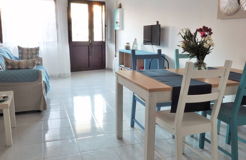 Iglesias Hotel | Tranquila casa de vacaciones con vistas, confort y privacidad.
