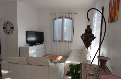 Le Muy Casa | Quiet house 125m2, 4 bedrooms including a master suite.