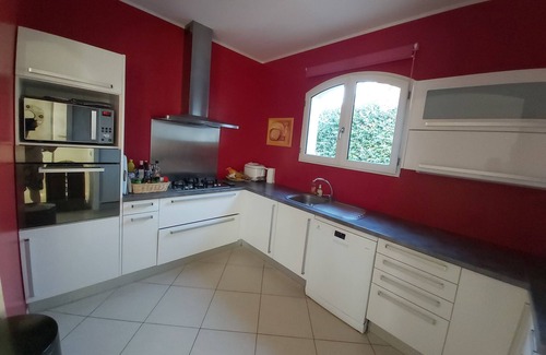 Le Muy Casa | Quiet house 125m2, 4 bedrooms including a master suite.