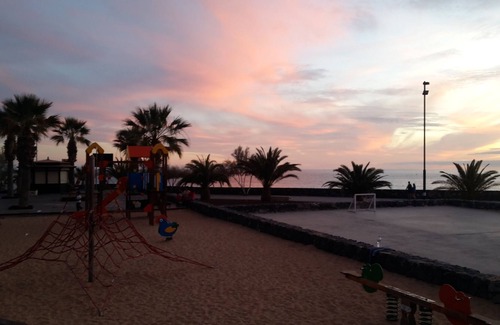 Alcala Casa | Casa tranquila junto al mar / playa, Wi-Fi, especialmente los niños, patio -. Excelente ubicación