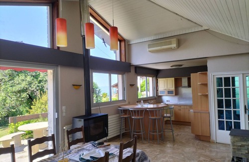 Marin Casa | Quiet house
