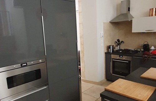 Arles City Centre Apartamento | Quiet house in the historic center of Arles, classified 17th century with Patio
