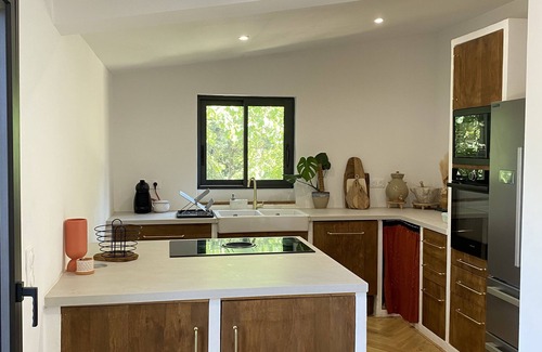 Cuers Casa | quiet house in the terraces