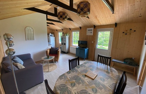 Les Moitiers-d'Allonne Casa | Quiet location, 5 minutes from Barneville-Carteret and the beach!