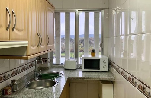 Distrito Sur Apartamento | Tranquilo piso con vistas a la Mezquita by beBalmy