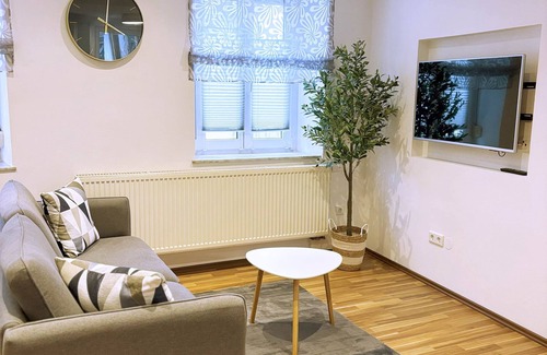 Neustadt an der Aisch Casa | Quiet luxury apartment in the heart of the old town